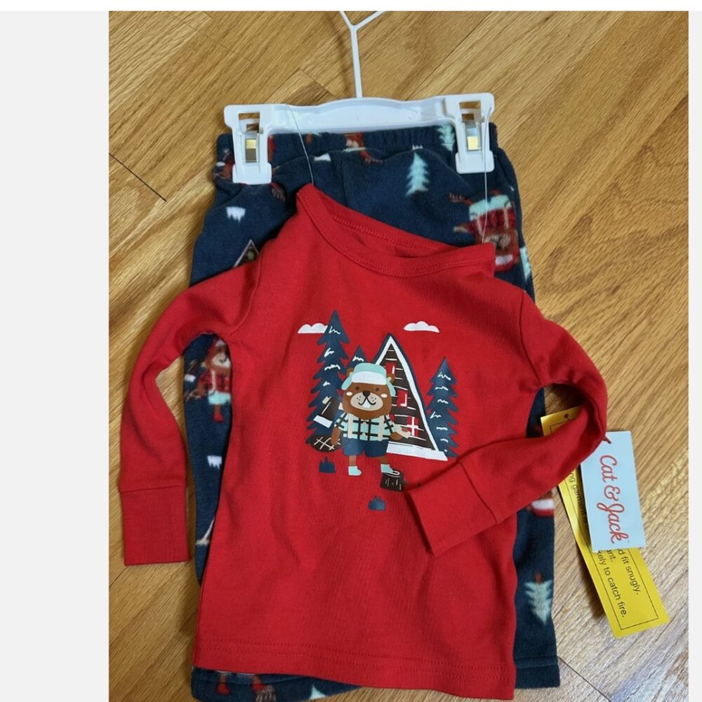 Toddler Pajamas Christmas Holiday Beaver Trees 12 Months BRAND NEW